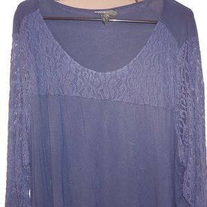 Midnight blue laced sleeve blouse